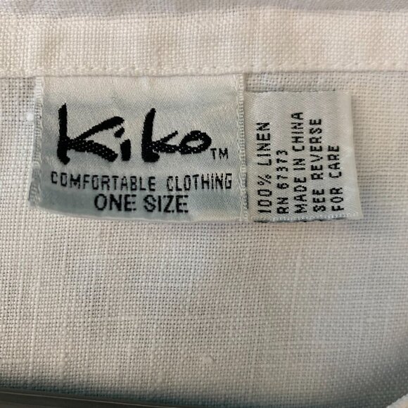 Kiko linen top Womens One Size - white button close blouse with scoop neck - Picture 4 of 4